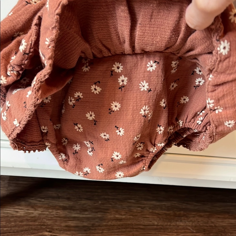 Floral Ruffle Dress - Picture 4 of 7